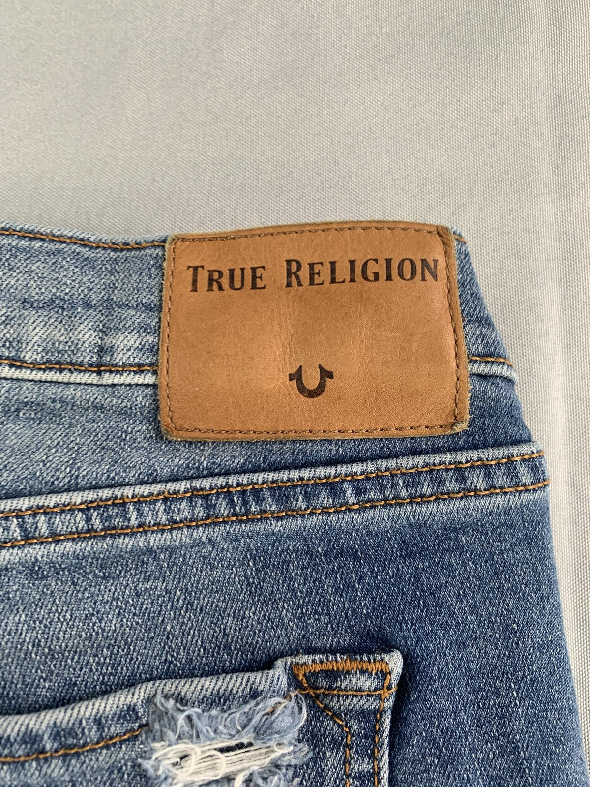 True Religion Jeans Womens 27 Sara Cigarette Distressed Zipper Hem Frayed Edge D