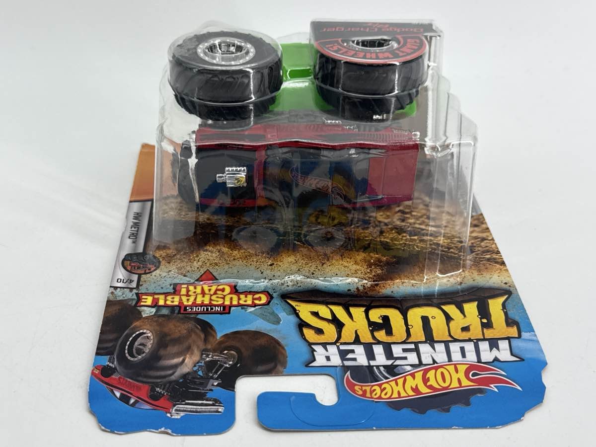 Hot Wheels Monster Trucks Dodge Charger R/T 18/75 GJF32 with Crushable Car New