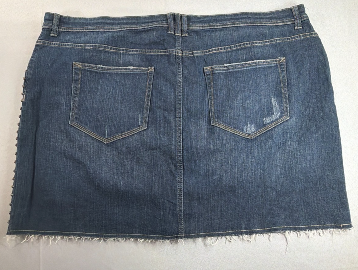 Evolution JMS Plus 3X Denim Mini Skirt Studded Side Raw Hem Distressed 22W 24W