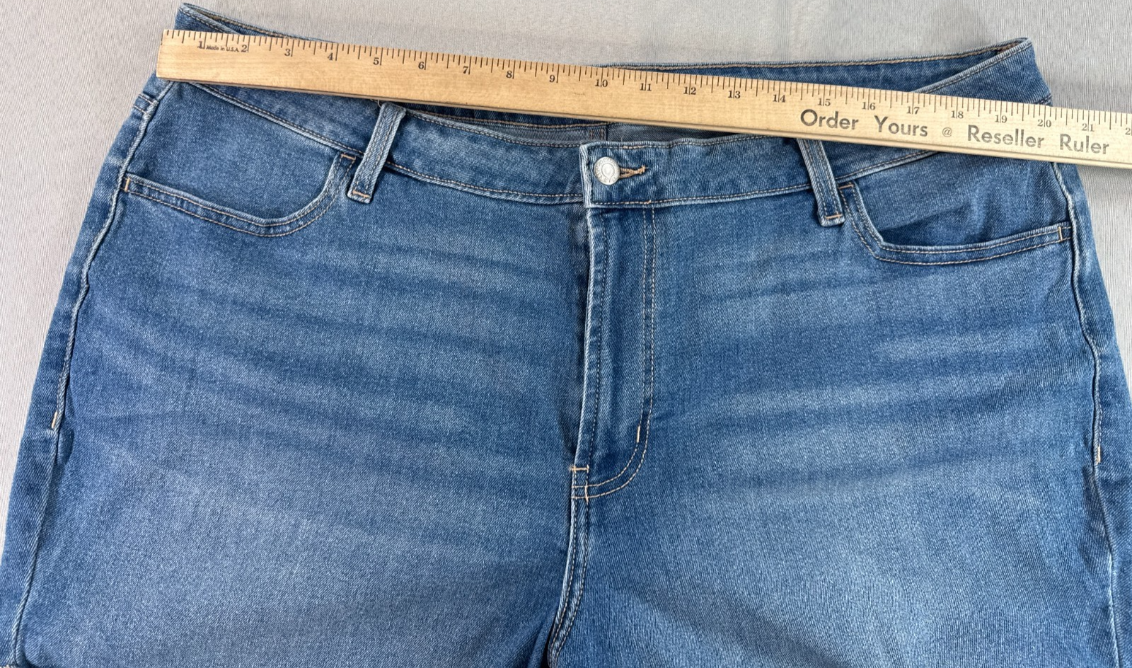 Old Navy Jean Shorts Womens 22 Denim High Rise Wow Rolled Hem Blue Medium Wash