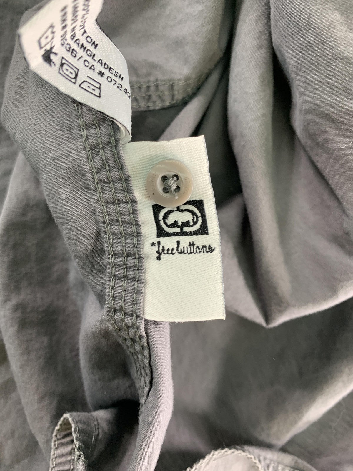 Ecko Unltd Shirt Mens Large Gray Short Sleeve Button Up Casual Rhino Logo Solid